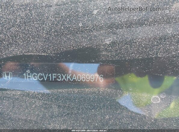 1HGCV1F3XKA069976 2019 HONDA ACCORD Gray 