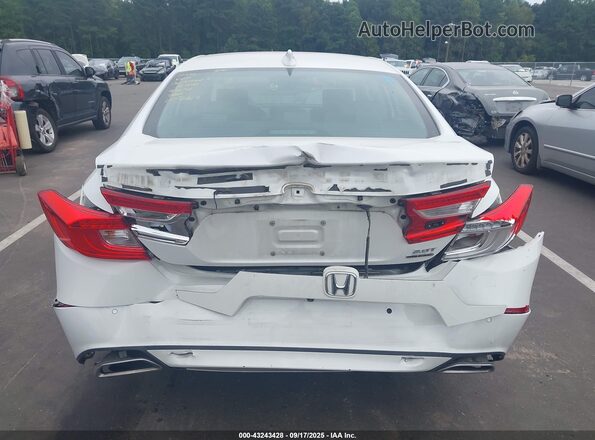 1HGCV2F97JA016967 2018 HONDA ACCORD White წინა ხედი