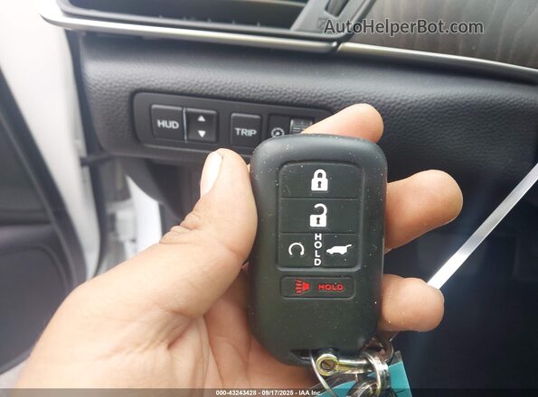 1HGCV2F97JA016967 2018 HONDA ACCORD White წინა პანელის ხედი