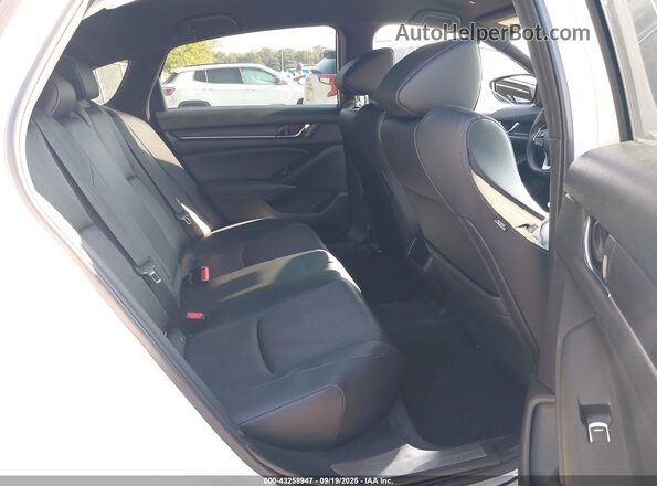 1HGCV3F21NA040471 2022 HONDA ACCORD White Widok naklejki z numerem VIN