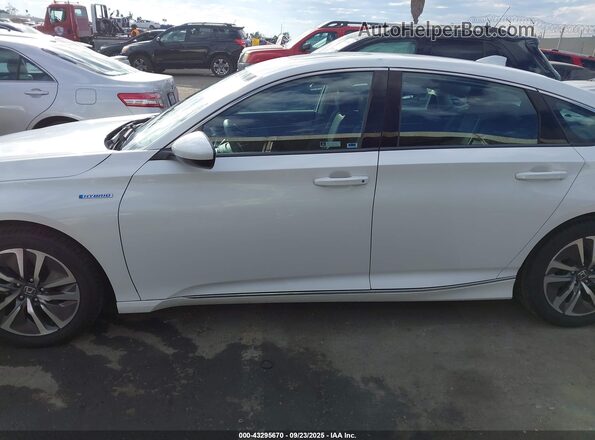1HGCV3F48KA017797 2019 HONDA ACCORD HYBRID White 