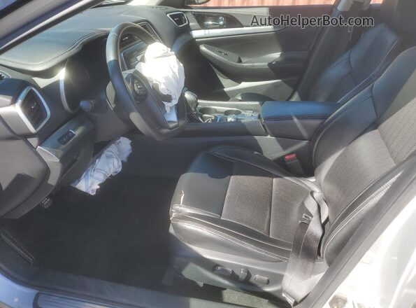 1N4AA6CV1LC371737 2020 NISSAN MAXIMA Silver Widok wnętrza z przodu