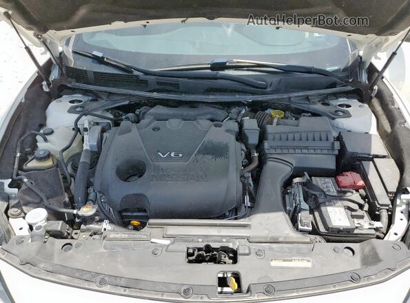 1N4AA6EV4PC502288 2023 NISSAN MAXIMA SR White Widok wnętrza z tyłu