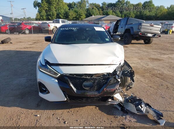 1N4AA6EV5PC507550 2023 NISSAN MAXIMA SR White Вид задньої частини салону
