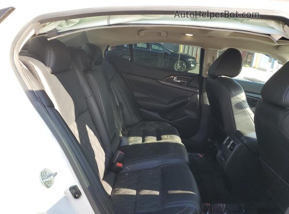 1N4AA6FV2PC509335 2023 NISSAN MAXIMA PLATINUM White Rear seats view