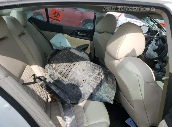 1N4AA6FV5PC503917 2023 NISSAN MAXIMA PLATINUM White Vista de los asientos traseros