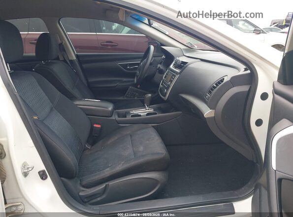 1N4AL3AP2GN364657 2016 NISSAN ALTIMA Белый Вид салона спереди