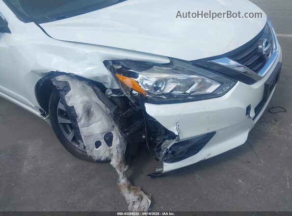 1N4AL3AP2HC110413 2017 NISSAN ALTIMA Белый Вид спереди