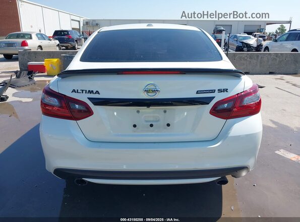 1N4AL3AP4JC161367 2018 NISSAN ALTIMA White 