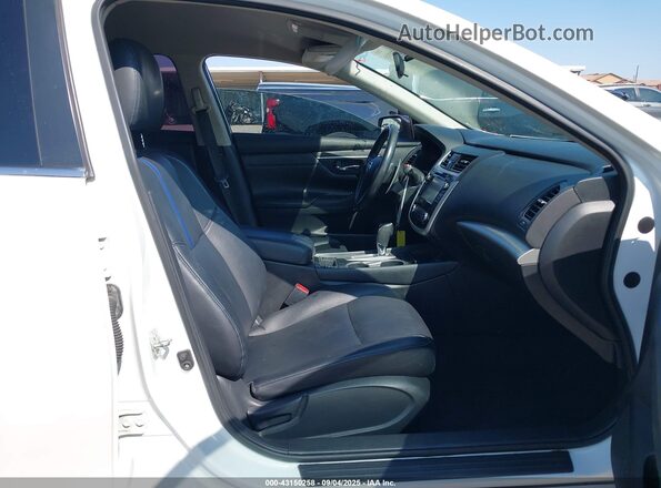 1N4AL3AP4JC161367 2018 NISSAN ALTIMA White 