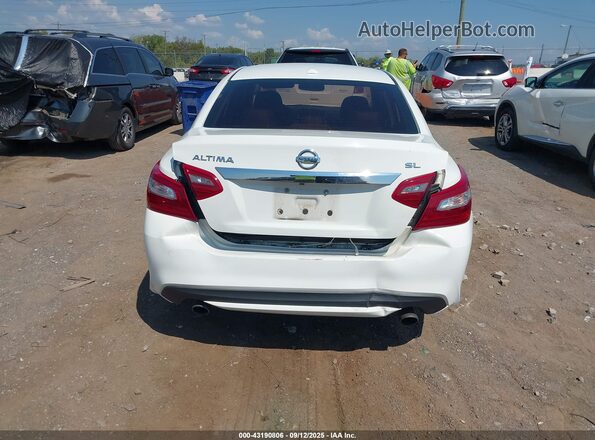 1N4AL3AP6JC196203 2018 NISSAN ALTIMA White 