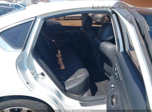 1N4AL3AP6JC196203 2018 NISSAN ALTIMA White 