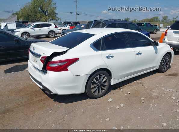 1N4AL3AP6JC196203 2018 NISSAN ALTIMA White 