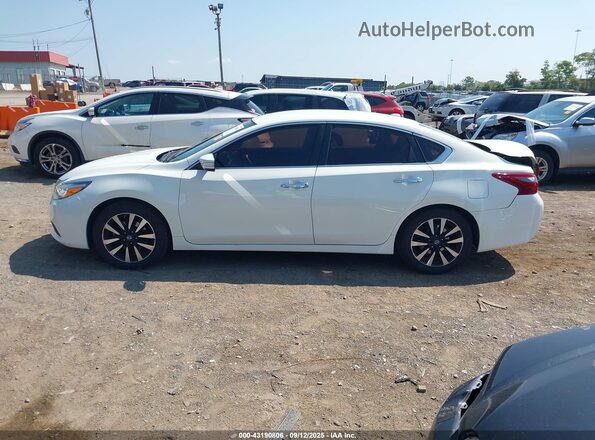 1N4AL3AP6JC196203 2018 NISSAN ALTIMA White 