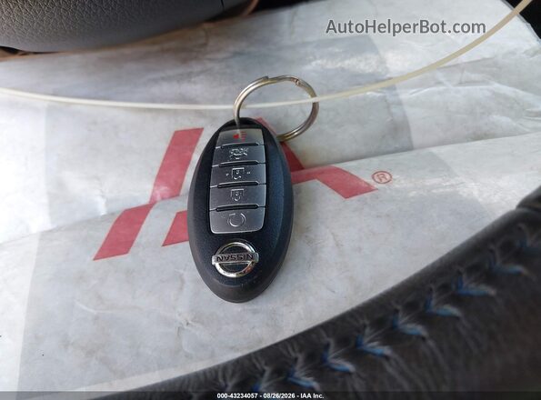 1N4AL3AP9HC257750 2017 NISSAN ALTIMA Red Вид панелі приладів