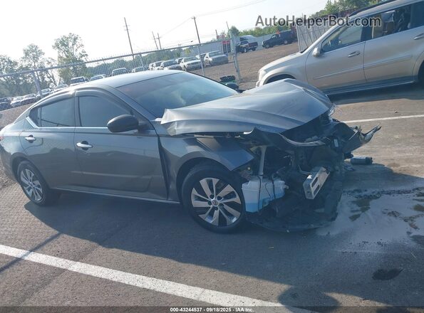1N4BL4BV3RN402147 2024 NISSAN ALTIMA Серый Вид задней части салона