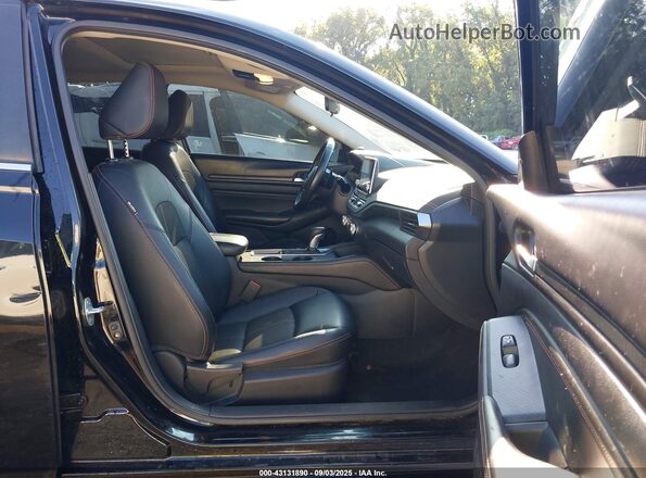 1N4BL4CV0LC176389 2020 NISSAN ALTIMA Черный Вид салона спереди