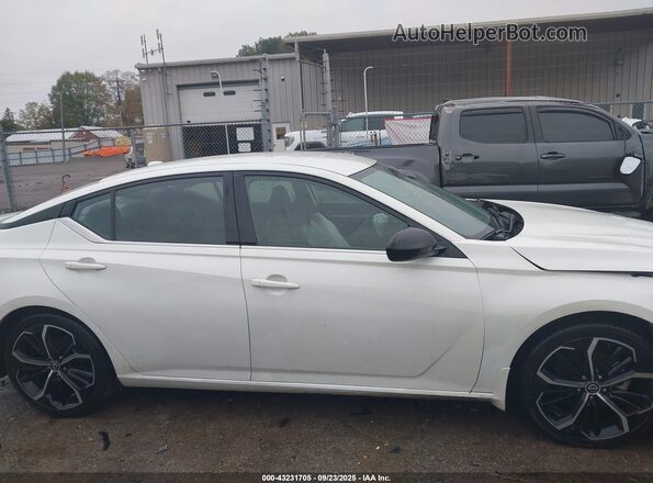 1N4BL4CV0PN353209 2023 NISSAN ALTIMA White 