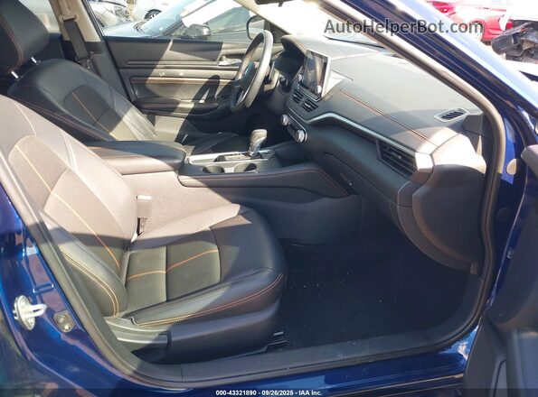 1N4BL4CV4LC175911 2020 NISSAN ALTIMA Синий Вид салона спереди