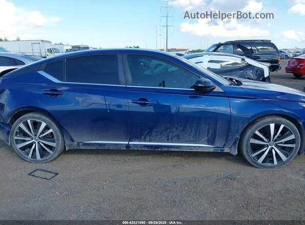 1N4BL4CV4LC175911 2020 NISSAN ALTIMA Синий Вид задней части салона