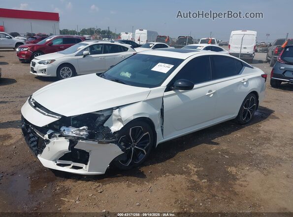 1N4BL4CV6RN332397 2024 NISSAN ALTIMA White Առջևի ձախ երեք քառորդ տեսարան