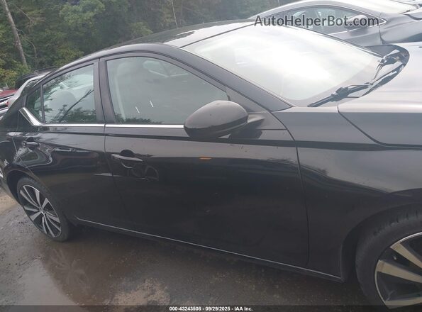 1N4BL4CVXNN403563 2022 NISSAN ALTIMA Black Widok wnętrza z tyłu