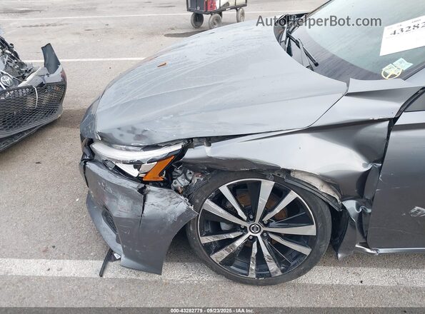 1N4BL4CW4NN302902 2022 NISSAN ALTIMA Gray Դիմացի տեսք