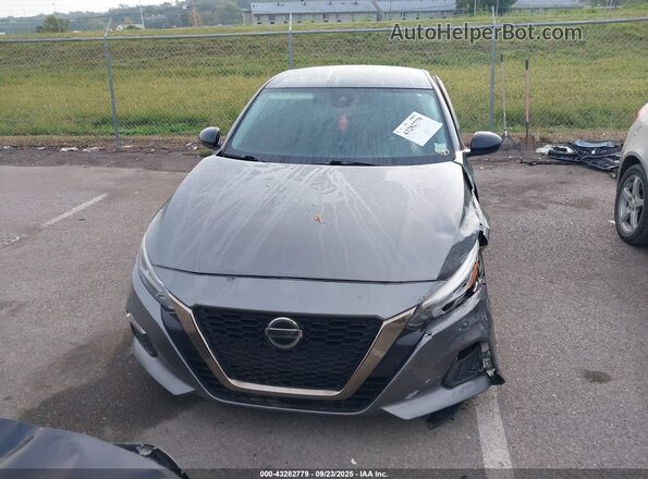 1N4BL4CW4NN302902 2022 NISSAN ALTIMA Gray Սարքավորումների վահանակի տեսք