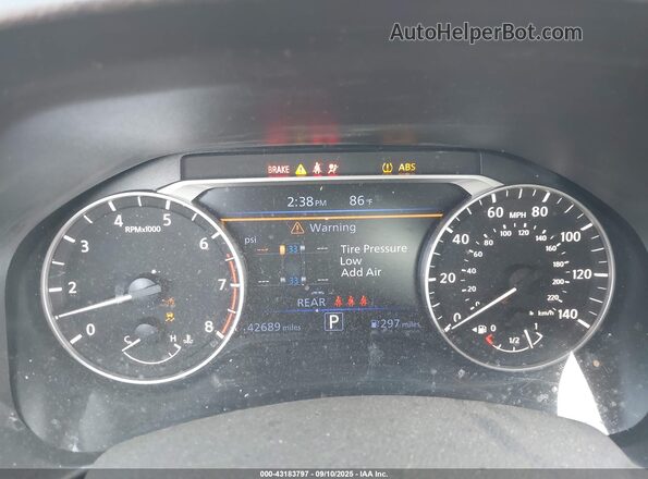 1N4BL4DV4RN360682 2024 NISSAN ALTIMA Серебряный Вид задних сидений