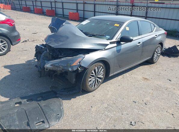 1N4BL4DV7RN352429 2024 NISSAN ALTIMA Gray Vista tres cuartos delantera izquierda