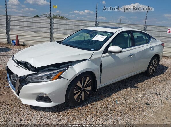 1N4BL4DV8NN338176 2022 NISSAN ALTIMA White Przód lewy