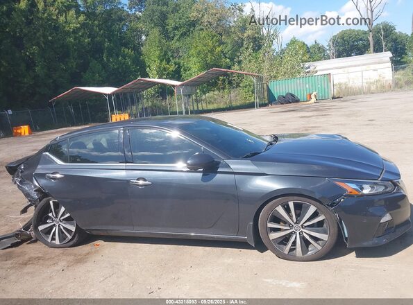 1N4BL4FV9LC113688 2020 NISSAN ALTIMA Black Widok wnętrza z tyłu