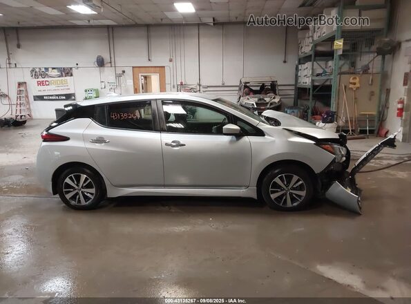 1N4BZ1BV6NC553003 2022 NISSAN LEAF Silver Սալոնի հետևի տեսք