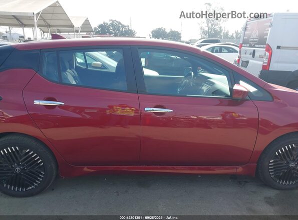 1N4CZ1CV5RC554118 2024 NISSAN LEAF Red Widok wnętrza 360 stopni