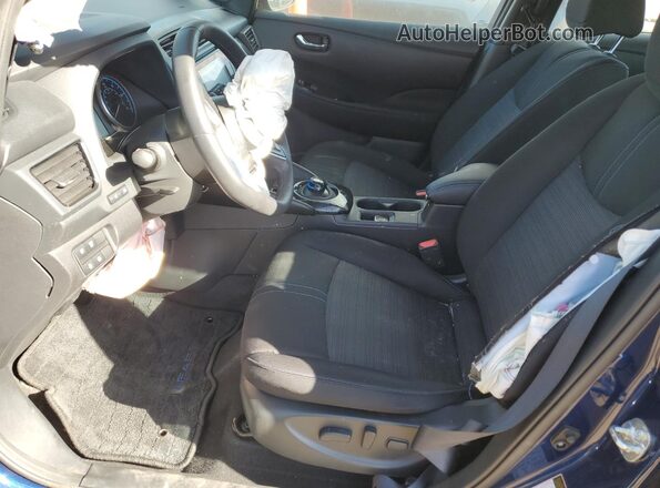 1N4CZ1CV5SC559129 2025 NISSAN LEAF Blue Front interior view