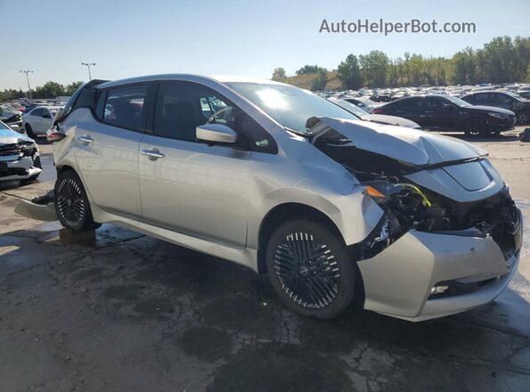 1N4CZ1CV9SC560882 2025 NISSAN LEAF Silver 