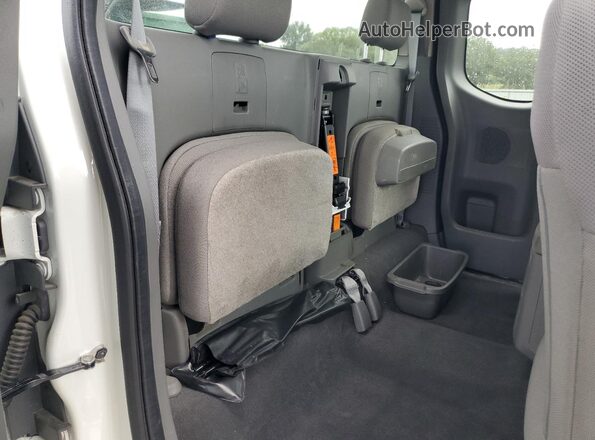 1N6ED0CE1MN722763 2021 NISSAN FRONTIER White Հետևի նստատեղերի տեսք