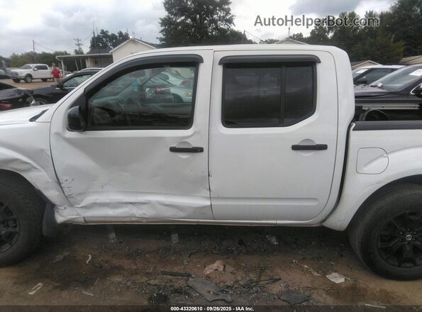 1N6ED0EB1MN714987 2021 NISSAN FRONTIER White 360 interior view