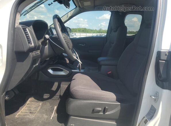 1N6ED1CL2RN622327 2024 NISSAN FRONTIER White 