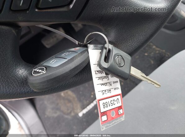 1N6ED1EK9SN635067 2025 NISSAN FRONTIER Серый Вид панели приборов