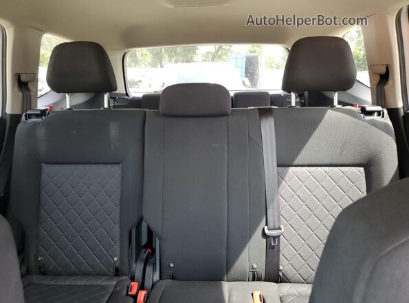 1V2AP2CA7JC597310 2018 VOLKSWAGEN ATLAS Silver 