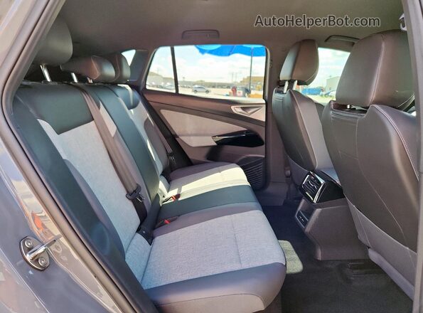 1V2BMPE81RC002354 2024 VOLKSWAGEN ID.4 Gray Rear interior view