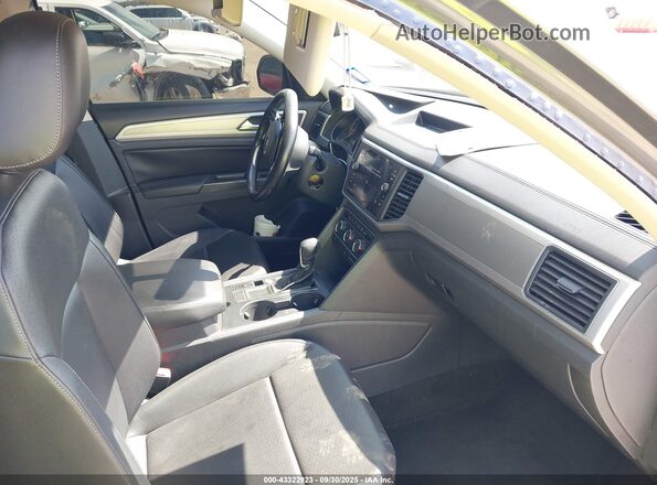 1V2CR2CA4JC543935 2018 VOLKSWAGEN ATLAS Серый 