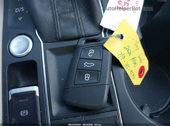 1V2DP2CA8LC501278 2020 VOLKSWAGEN ATLAS Black Dashboard view
