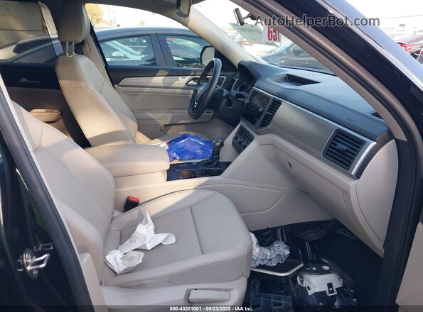 1V2DP2CA8LC501278 2020 VOLKSWAGEN ATLAS Black Front interior view