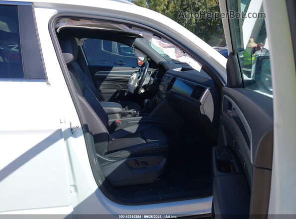 1V2MC2CAXLC205612 2020 VOLKSWAGEN ATLAS White Вид салону спереду
