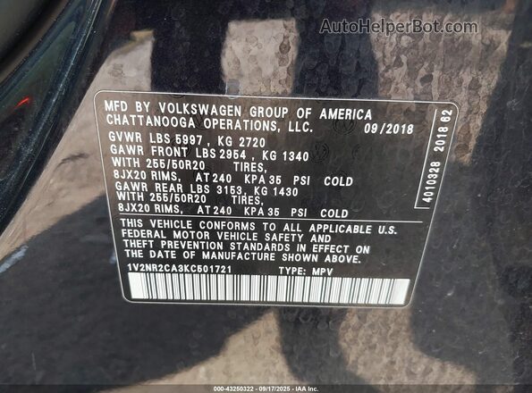 1V2NR2CA3KC501721 2019 VOLKSWAGEN ATLAS Black Engine compartment view