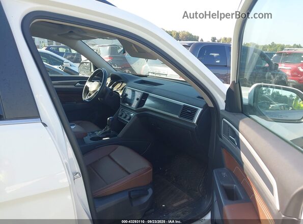 1V2PR2CA9MC588424 2021 VOLKSWAGEN ATLAS Белый Вид салона спереди