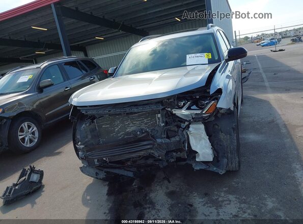 1V2SR2CA5PC543950 2023 VOLKSWAGEN ATLAS Silver Vista interior trasera