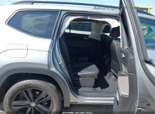 1V2SR2CA5PC543950 2023 VOLKSWAGEN ATLAS Silver Vista de la etiqueta del VIN